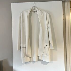 Ladies Lightweight jacket in cream size S/M